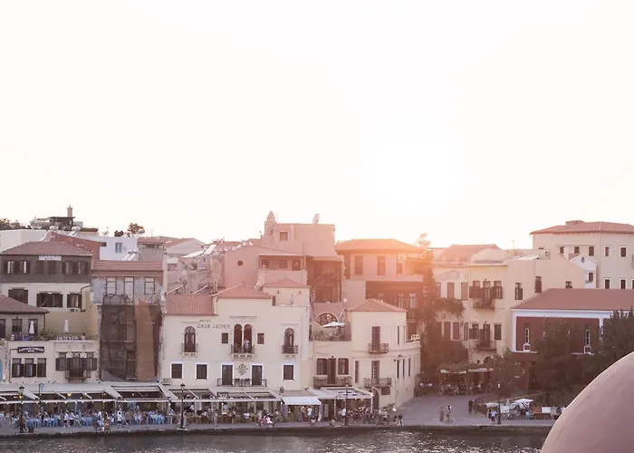 Готель Aisha *