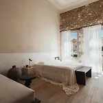 Aisha فندق *