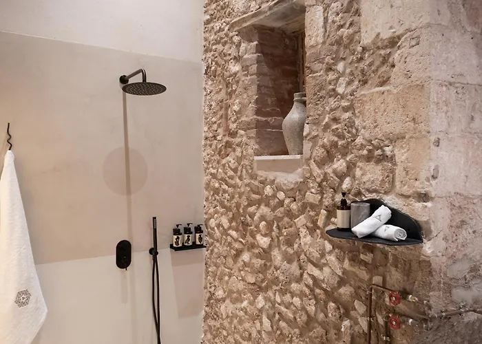 Aisha Chania (Crete)