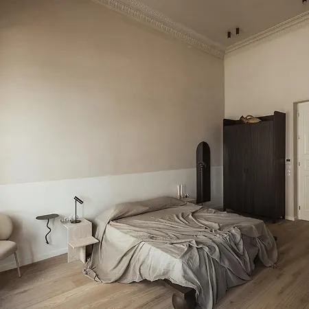 Aisha Hotel